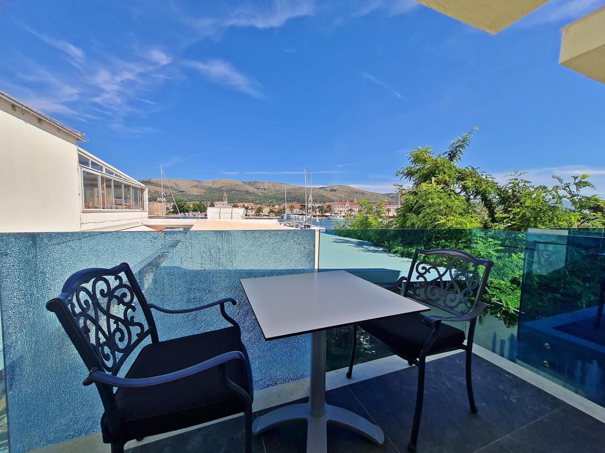 Azzurro Luxury Rooms Trogir Buitenkant foto