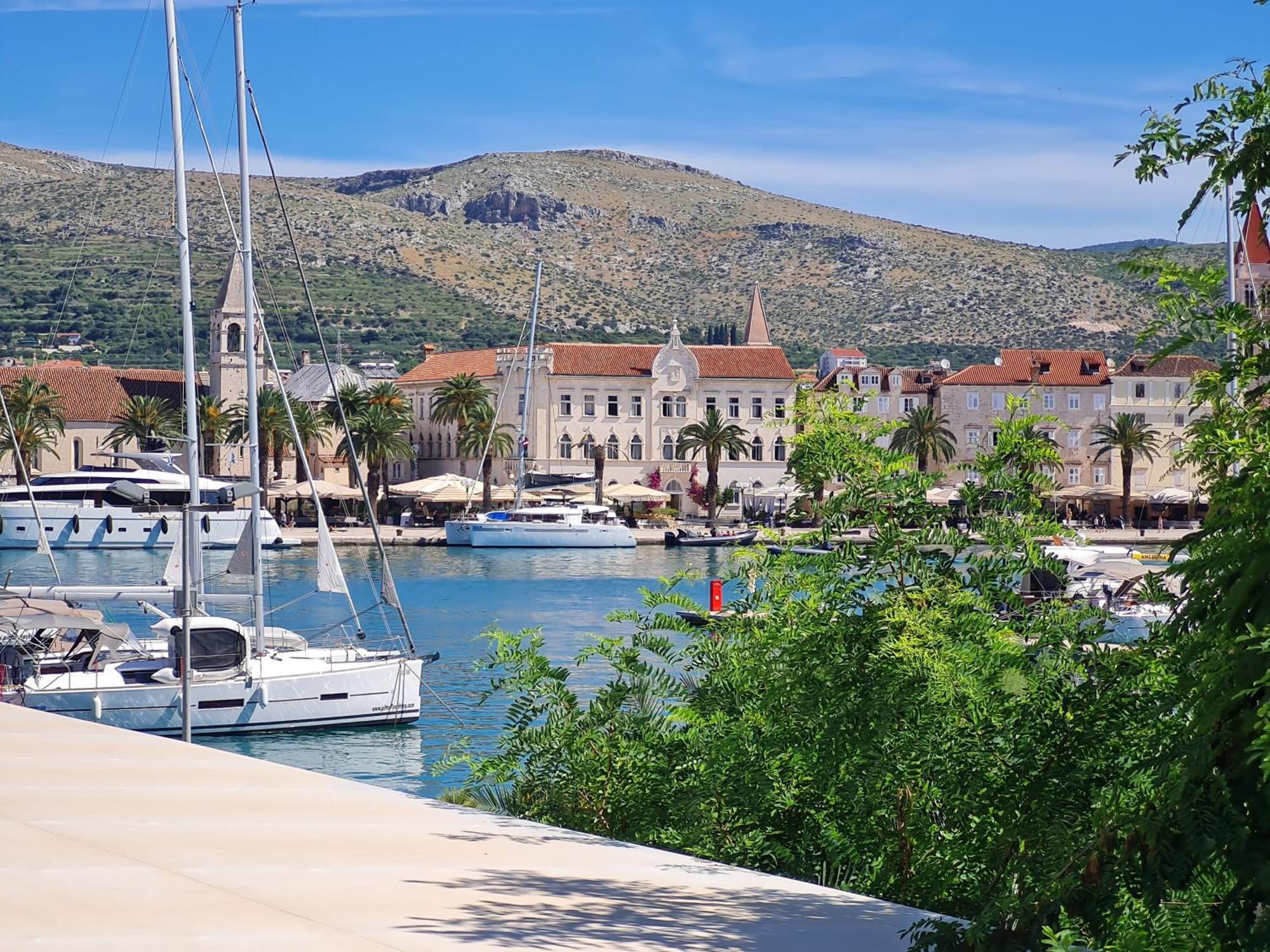 Azzurro Luxury Rooms Trogir Buitenkant foto